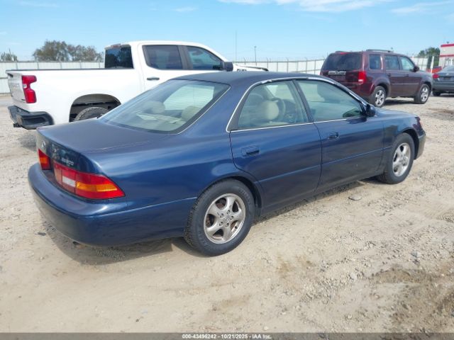 1997 LEXUS ES 300 JT8BF22GXV0006228 Photo 3
