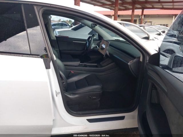 2022 TESLA MODEL Y 7SAYGDEF1NF409901 Photo 4