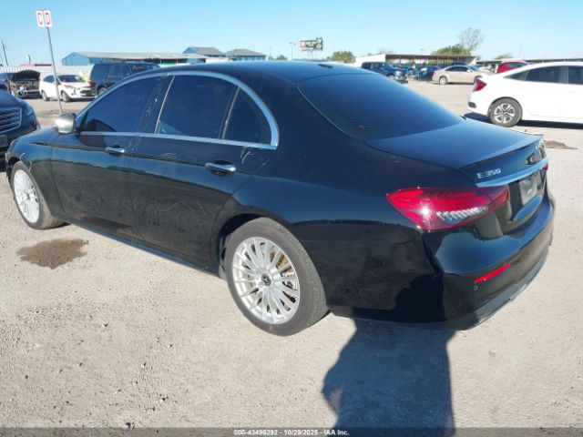 2021 MERCEDES-BENZ E 350 W1KZF8DB3MA960709 Photo 2