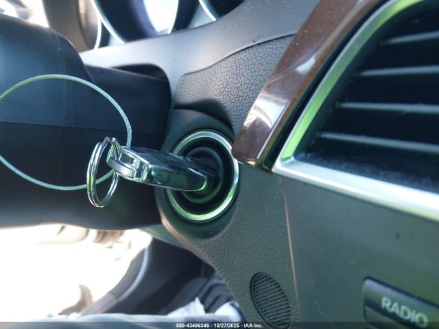 2014 MERCEDES-BENZ C 300 WDDGF8AB4ER303741 Photo 10