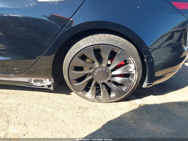 Продажа на аукционе авто 2022 Tesla Model 3 Performance Dual Motor All-wheel Drive, vin: 5YJ3E1EC3NF354496, номер лота: 43496374