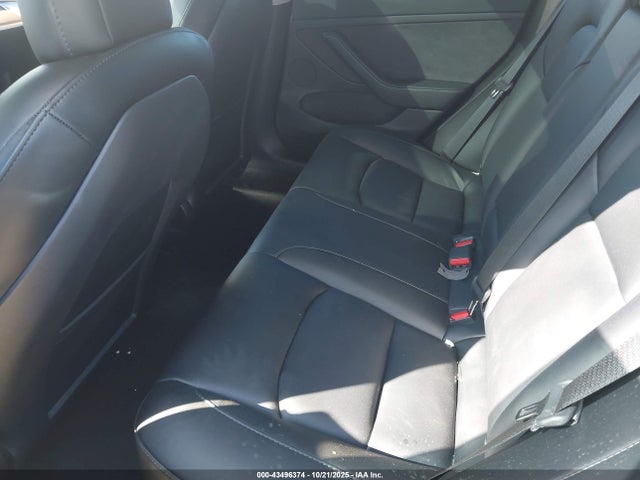 Продажа на аукционе авто 2022 Tesla Model 3 Performance Dual Motor All-wheel Drive, vin: 5YJ3E1EC3NF354496, номер лота: 43496374