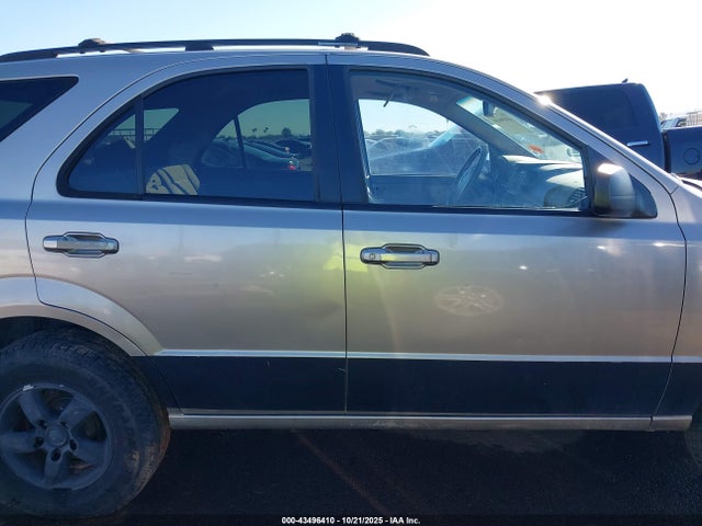 43496410 :رقم المزاد ، KNDJD733765523034 vin ، 2006 Kia Sorento Ex/lx مزاد بيع