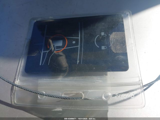 2024 TESLA MODEL Y 7SAYGDEE3RF983817 Photo 10