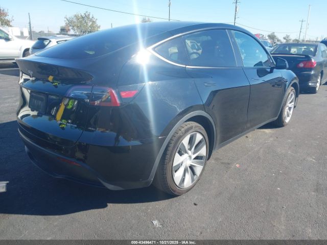 2024 TESLA MODEL Y 7SAYGDEE3RF983817 Photo 3