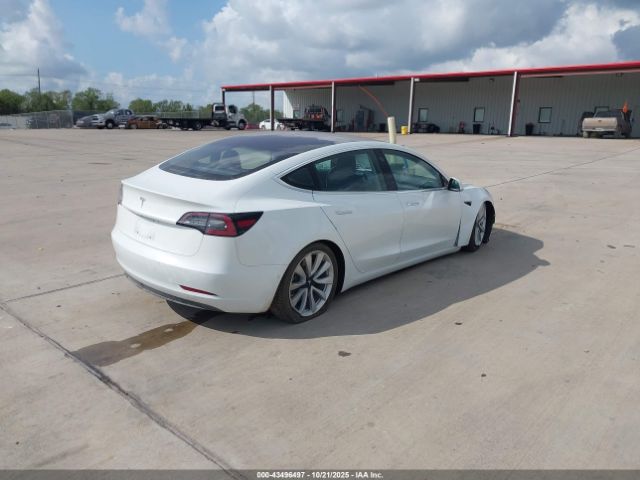 2018 TESLA MODEL 3 5YJ3E1EA8JF025088 Photo 3