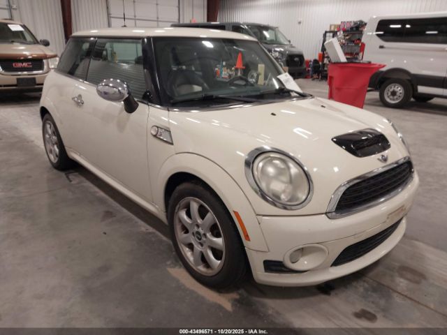 2010 MINI COOPER S WMWMF7C56ATX44814 Photo 0