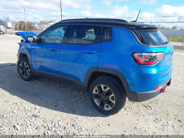 2018 JEEP COMPASS 3C4NJDDB5JT299382 Photo 2