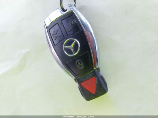 2011 MERCEDES-BENZ C 300 WDDGF5EB0BA523980 Photo 10