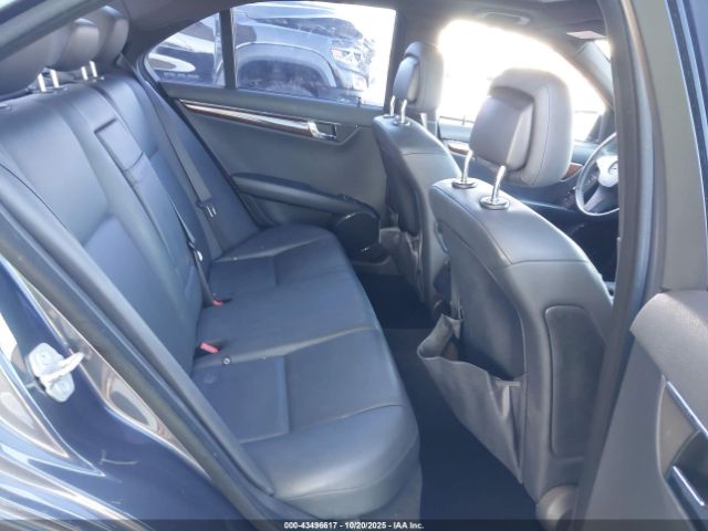 2011 MERCEDES-BENZ C 300 WDDGF5EB0BA523980 Photo 7