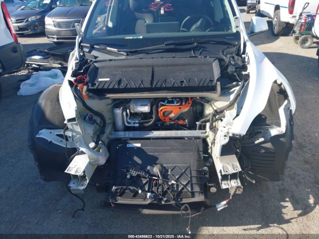 2023 TESLA MODEL Y 7SAYGDEE2PA145837 Photo 9