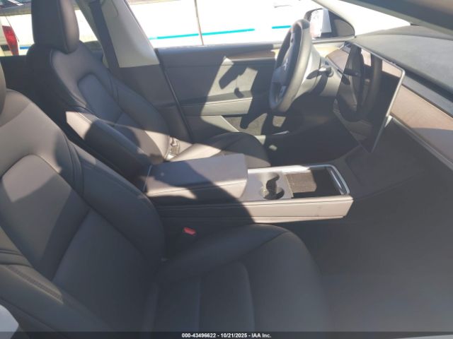 2023 TESLA MODEL Y 7SAYGDEE2PA145837 Photo 4