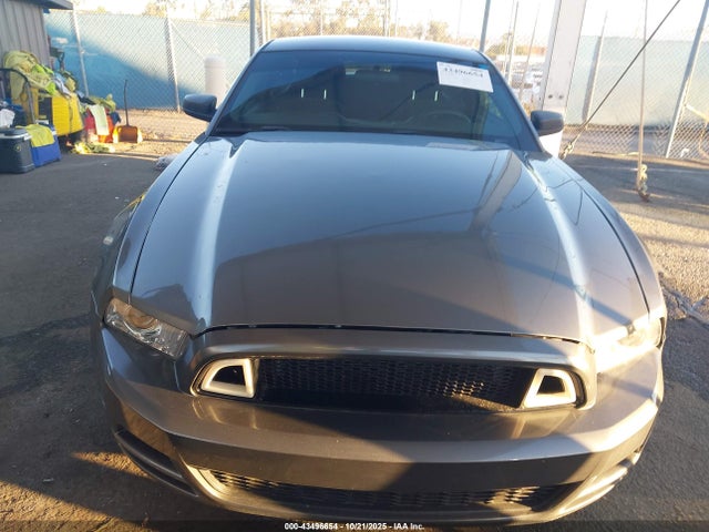Продажа на аукционе авто 2014 Ford Mustang V6, vin: 1ZVBP8AMXE5333317, номер лота: 43496654