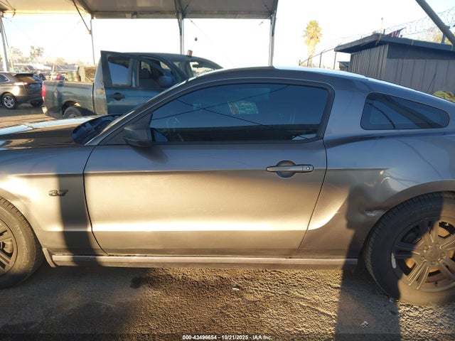Продажа на аукционе авто 2014 Ford Mustang V6, vin: 1ZVBP8AMXE5333317, номер лота: 43496654