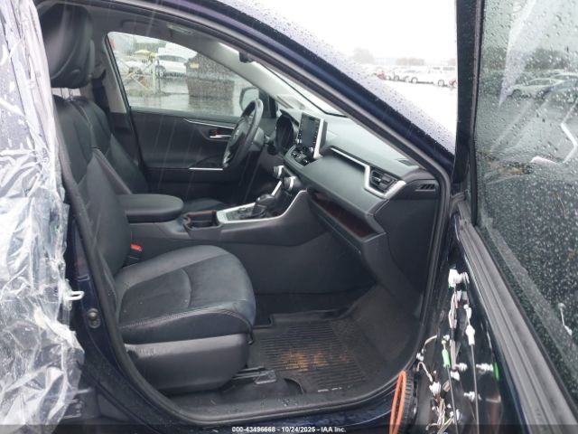 2019 TOYOTA RAV4 JTMDWRFV8KD515525 Photo 4