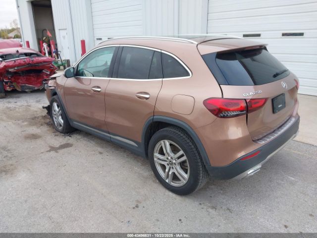 2021 MERCEDES-BENZ GLA 250 W1N4N4GB3MJ264078 Photo 2