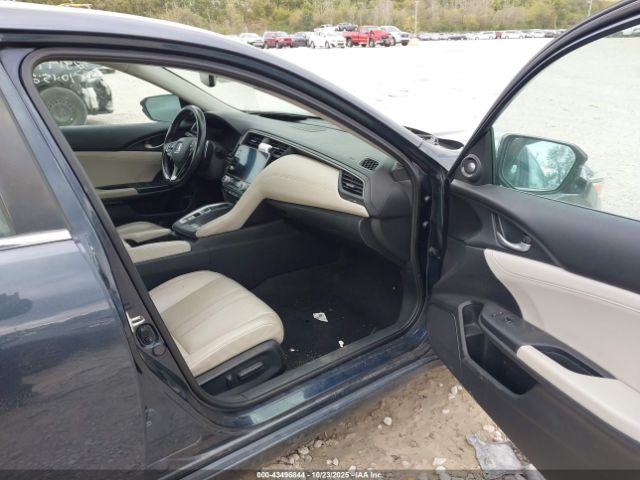 2019 HONDA INSIGHT 19XZE4F97KE015496 Photo 4