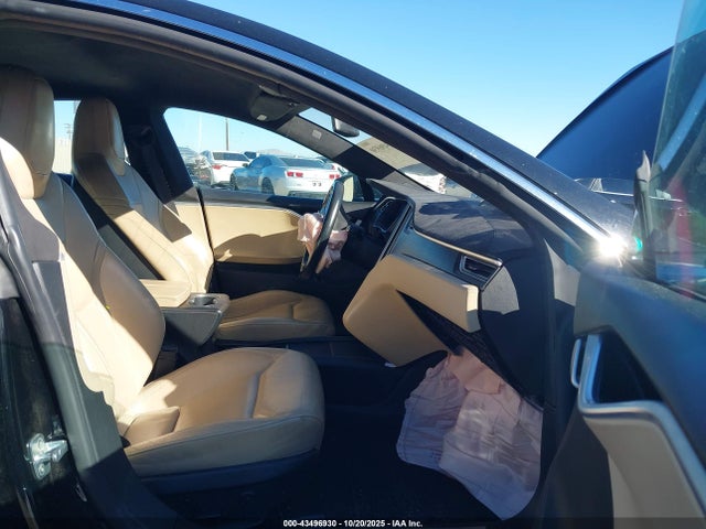 2015 TESLA MODEL S 5YJSA1E28FF119771 Photo 4