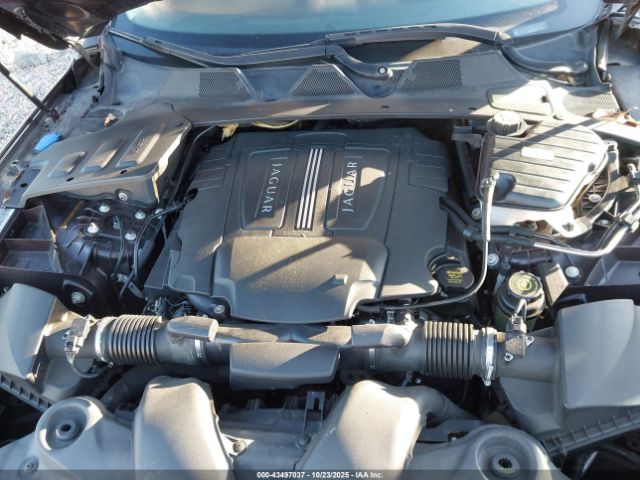 2011 JAGUAR XJ SAJWA1CB6BLV07207 Photo 9