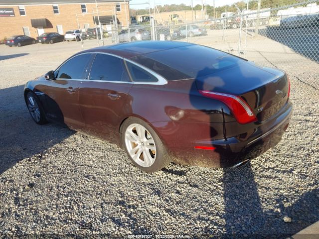 2011 JAGUAR XJ SAJWA1CB6BLV07207 Photo 2