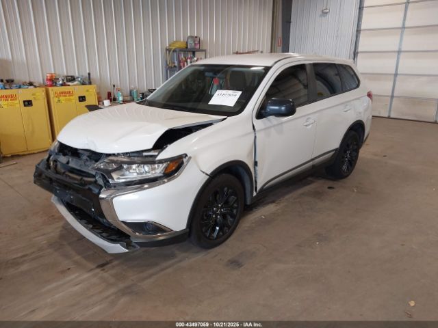 2018 MITSUBISHI OUTLANDER JA4AZ2A37JZ005752 Photo 1