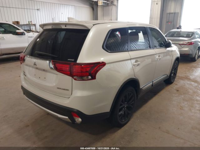 2018 MITSUBISHI OUTLANDER JA4AZ2A37JZ005752 Photo 3