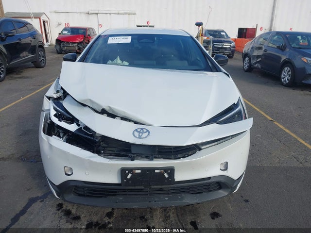 JTDADABU7R3020112 Toyota Prius Le Awd-e