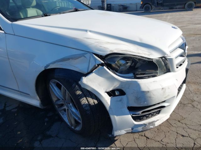 2013 MERCEDES-BENZ C 250 WDDGF4HB6DG017592 Photo 5