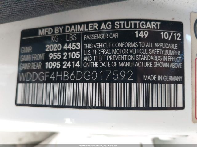 2013 MERCEDES-BENZ C 250 WDDGF4HB6DG017592 Photo 8