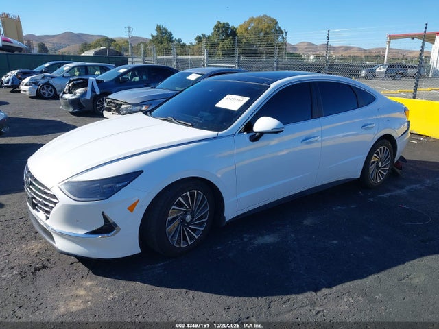 2023 HYUNDAI SONATA HYBRID KMHL54JJ1PA070345 Photo 1
