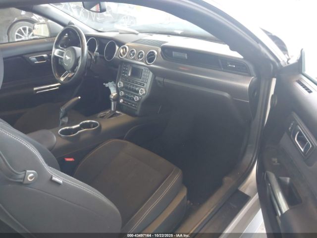 2018 FORD MUSTANG 1FA6P8TH9J5105541 Photo 4