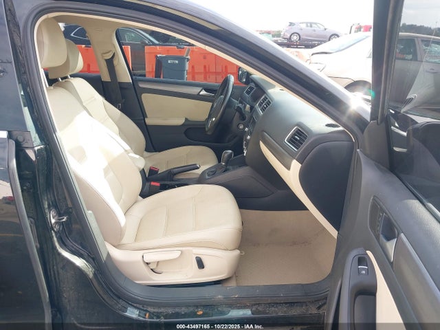 3VWLL7AJ5EM401131 Volkswagen Jetta 2.0l Tdi