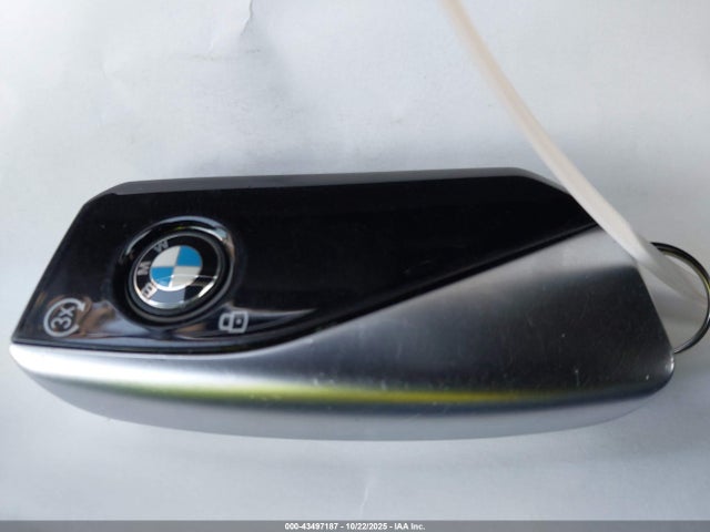 2023 BMW 740 WBA23EH05PCM56633 Photo 10