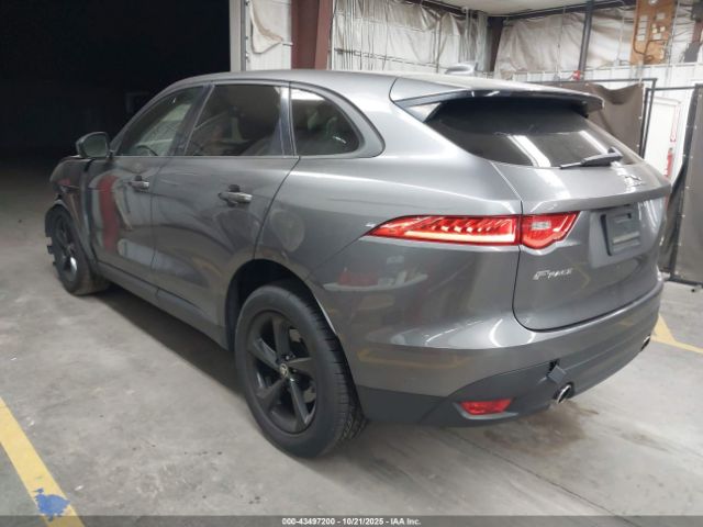 2018 JAGUAR F-PACE SADCJ2EV9JA255269 Photo 2