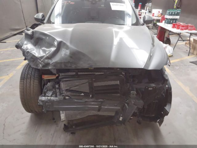 2018 JAGUAR F-PACE SADCJ2EV9JA255269 Photo 5