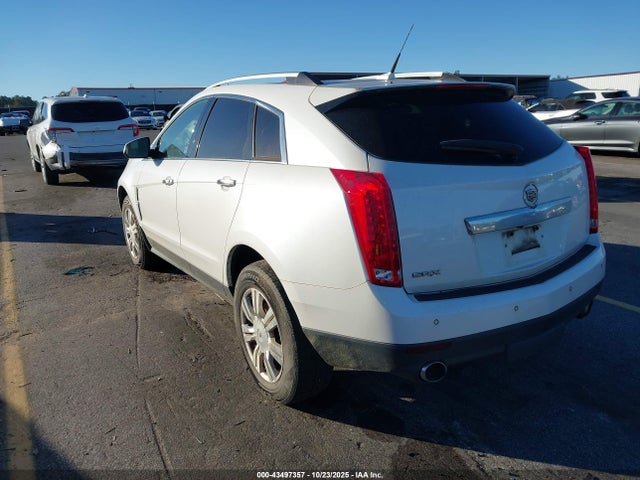 2011 CADILLAC SRX 3GYFNAEY7BS533145 Photo 2