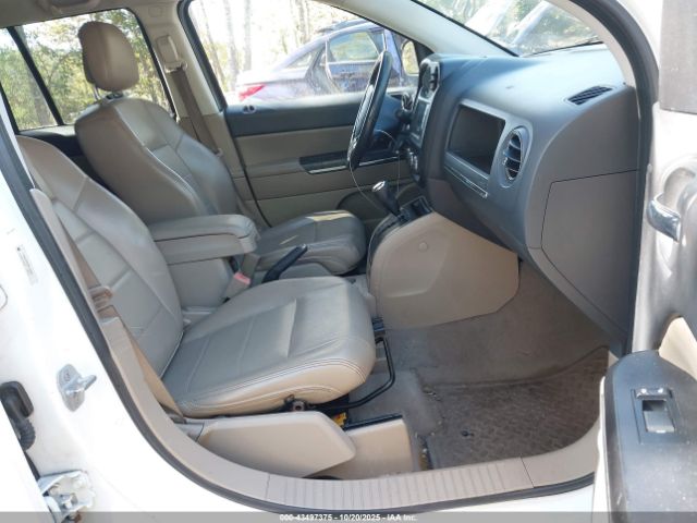 2011 JEEP COMPASS 1J4NF5FB3BD158302 Photo 4