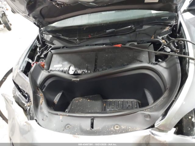 2024 TESLA MODEL Y 7SAYGDEE8RA286933 Photo 9