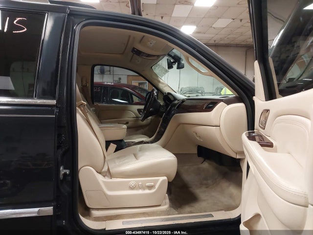 2007 CADILLAC ESCALADE ESV 1GYFK66867R404828 Photo 4