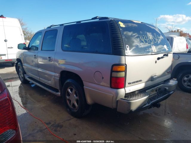 2004 GMC YUKON XL 1500 1GKFK66U94J249791 Photo 2