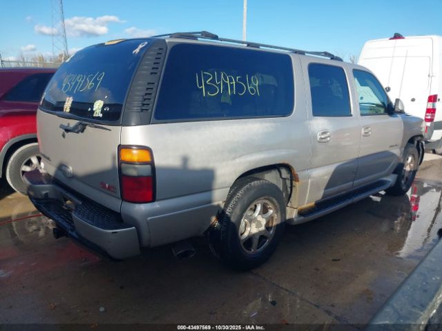 2004 GMC YUKON XL 1500 1GKFK66U94J249791 Photo 3