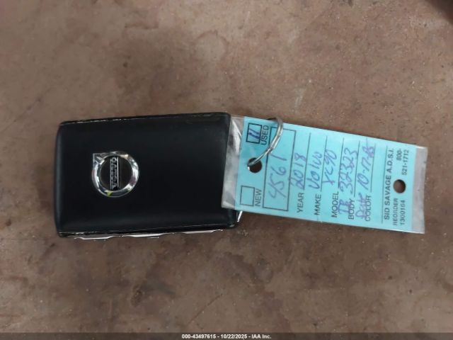 2018 VOLVO XC90 YV4A22PL2J1204561 Photo 10