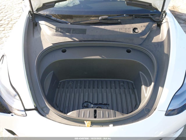 2023 TESLA MODEL 3 5YJ3E1EA6PF637900 Photo 9