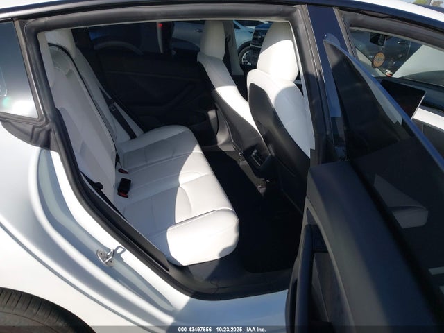 2023 TESLA MODEL 3 5YJ3E1EA6PF637900 Photo 7