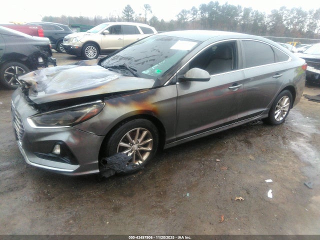 Hyundai SONATA SE 2018 5NPE24AF6JH656749 Image 2