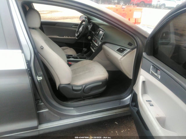 Hyundai SONATA SE 2018 5NPE24AF6JH656749 Image 5