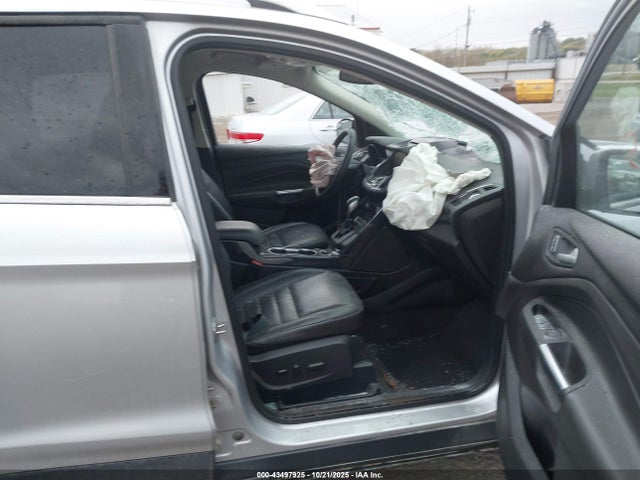 Продажа на аукционе авто 2015 Ford Escape Titanium, vin: 1FMCU9J94FUB17225, номер лота: 43497925