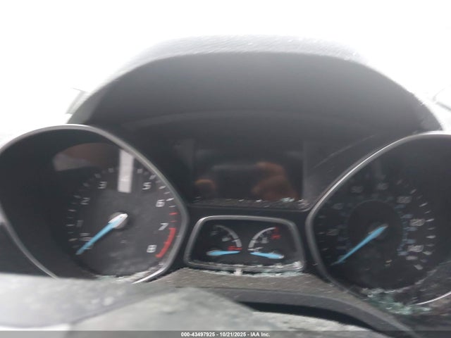 Продажа на аукционе авто 2015 Ford Escape Titanium, vin: 1FMCU9J94FUB17225, номер лота: 43497925