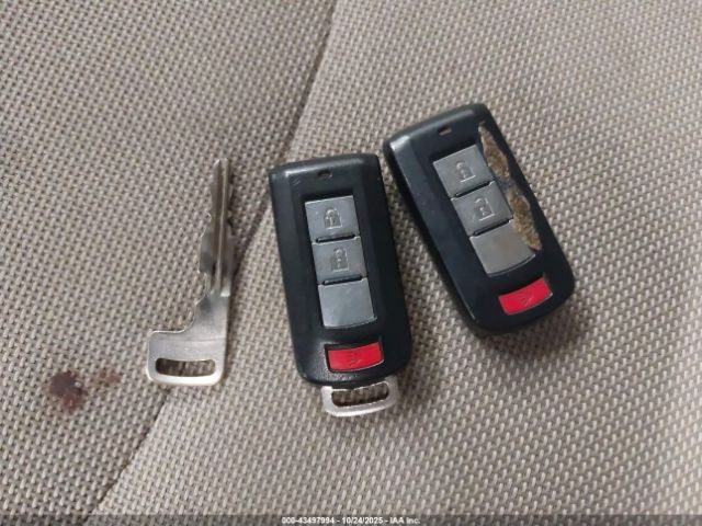 2008 MITSUBISHI OUTLANDER JA4LT31WX8Z015860 Photo 10