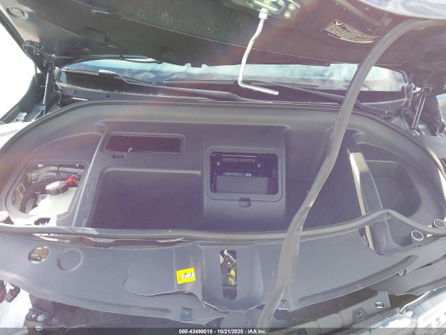 RLLV1AEB9SH011740 Vinfast Vf 8 Eco